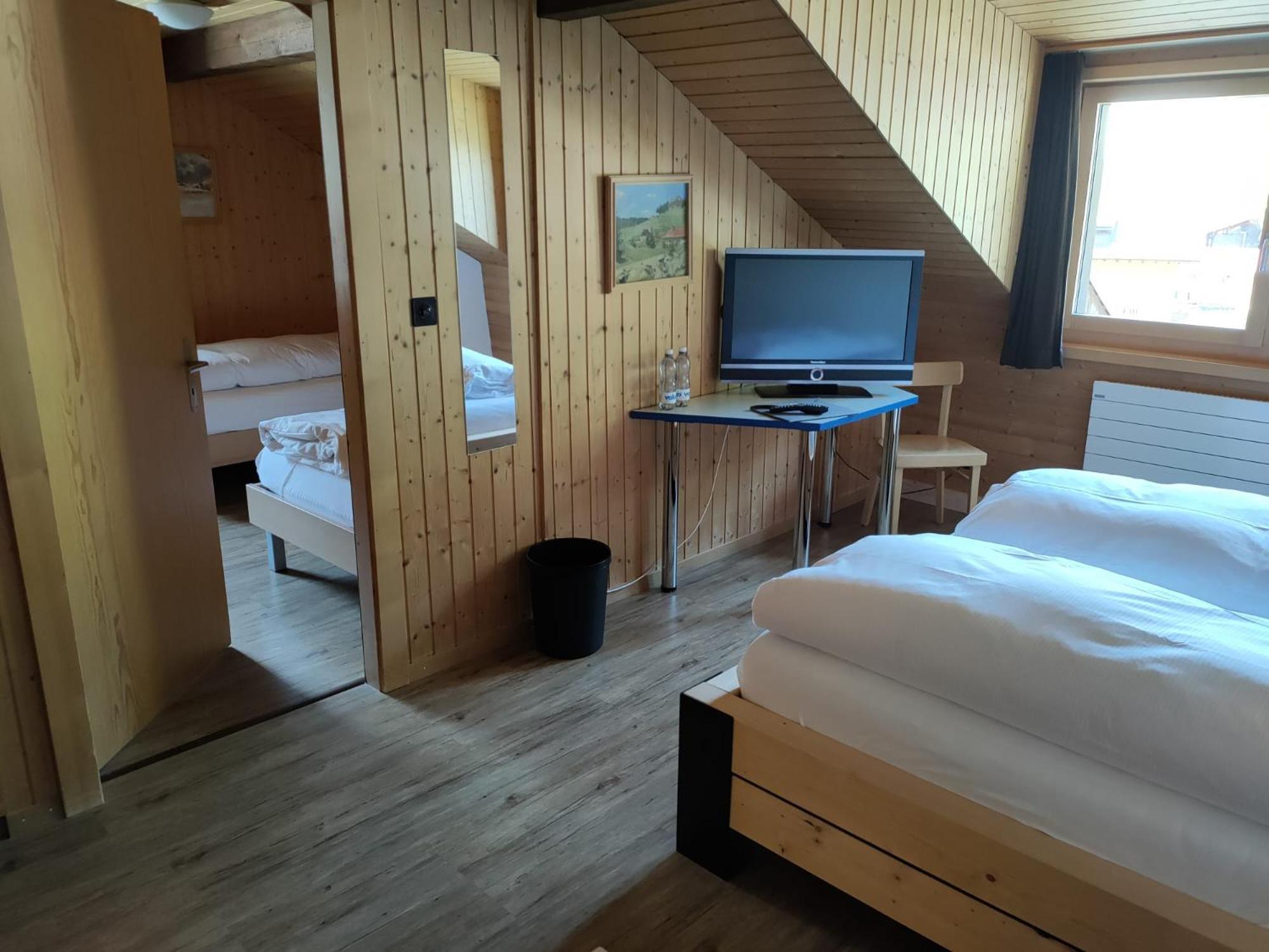 Hotel Furka Oberwald Esterno foto